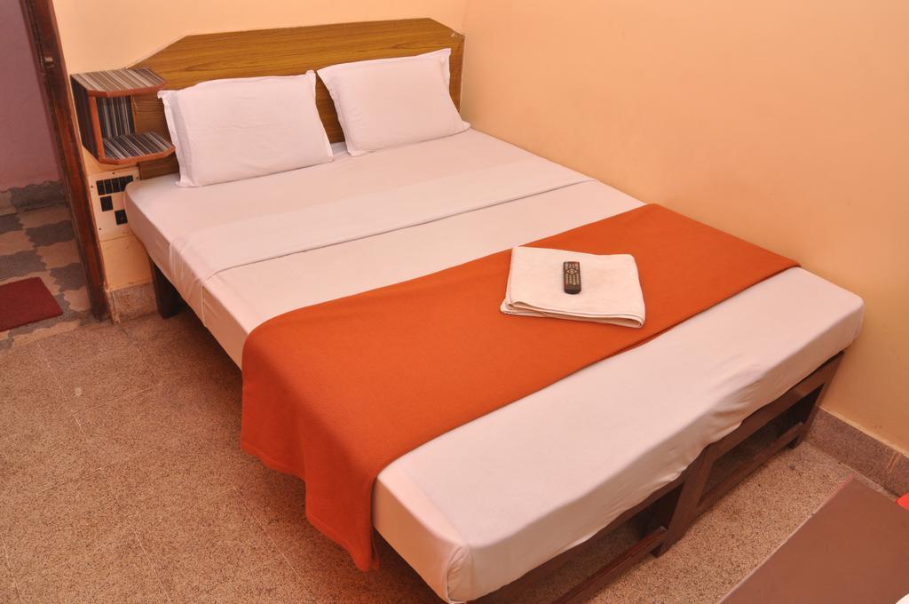 Villa Shiva Guru Comforts à Mysore Extérieur photo